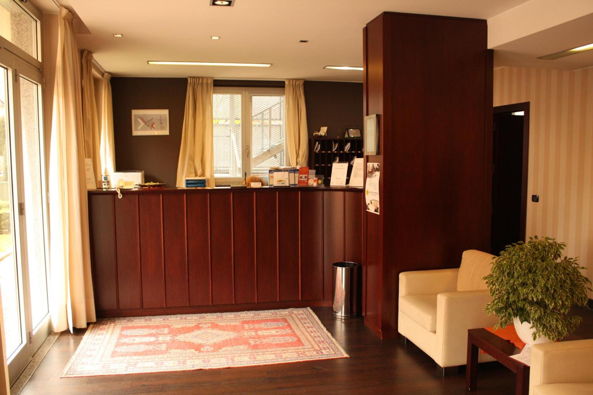 Hotel 2C Legnano Exterior foto