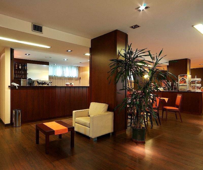 Hotel 2C Legnano Exterior foto