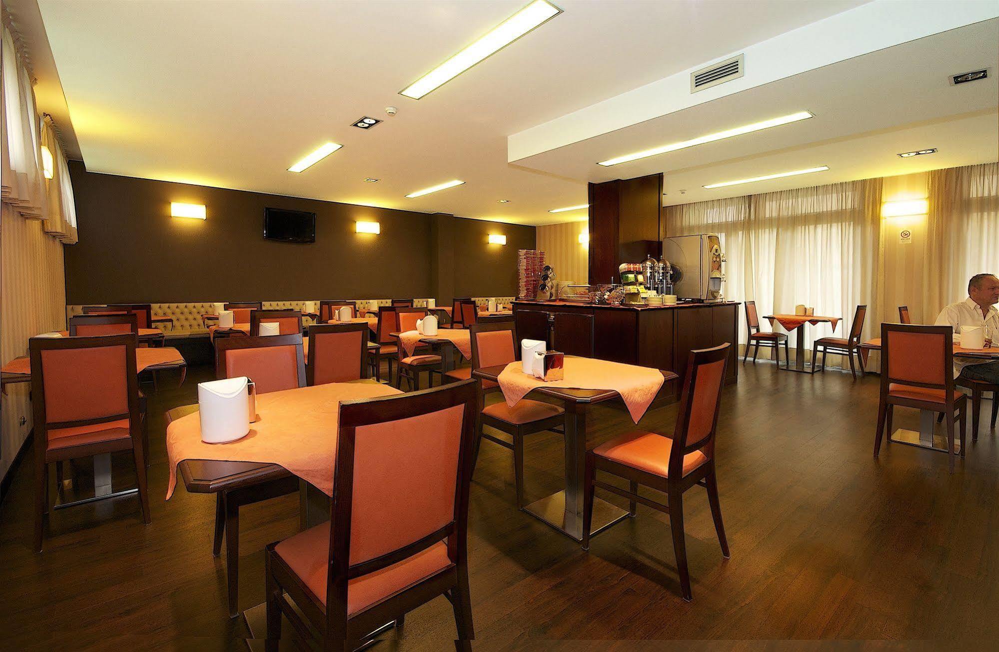 Hotel 2C Legnano Exterior foto